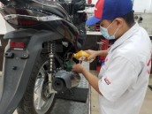 5 lưu ý quan trọng khi thay nhớt cho xe máy